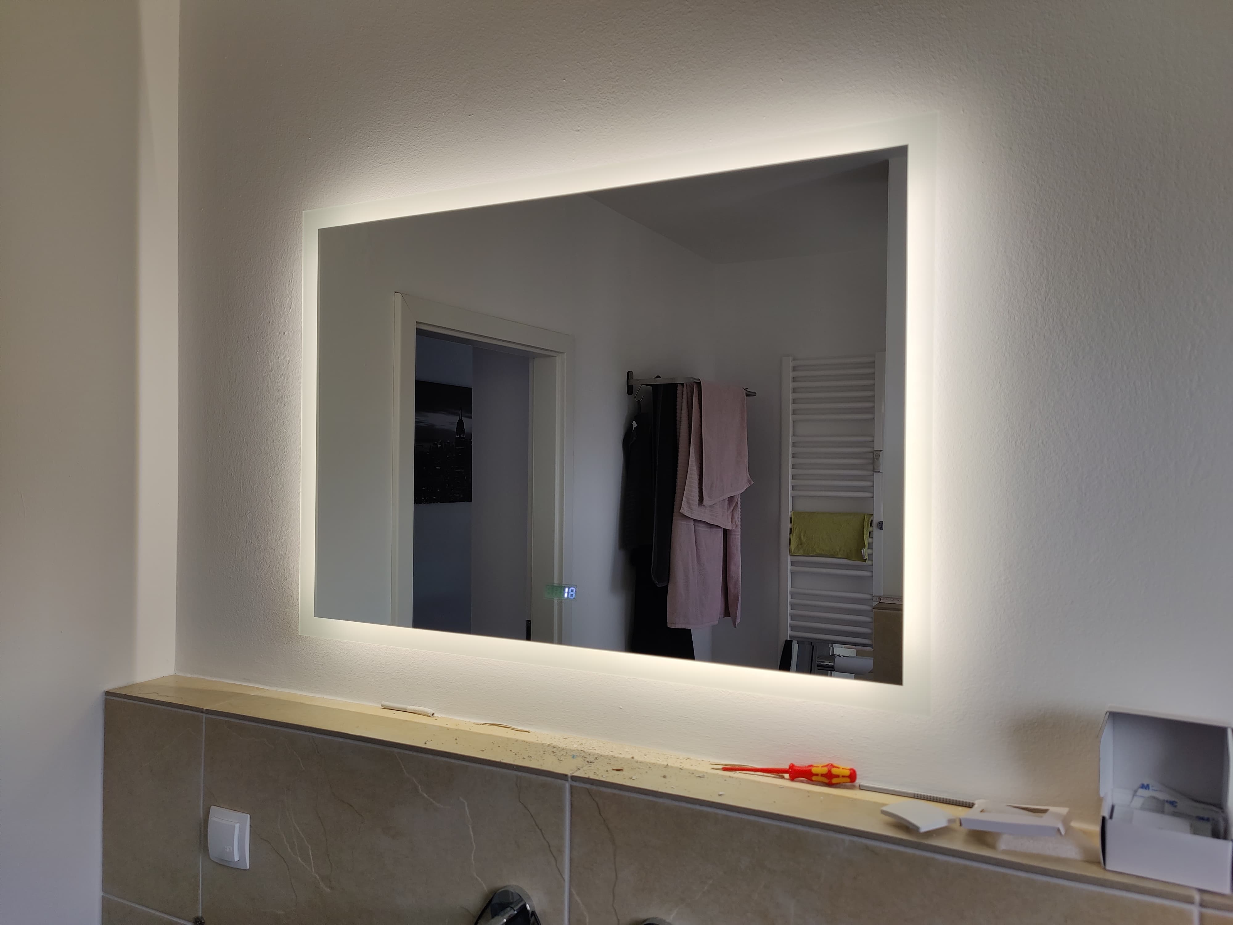 LED-Spiegel Ansicht 2